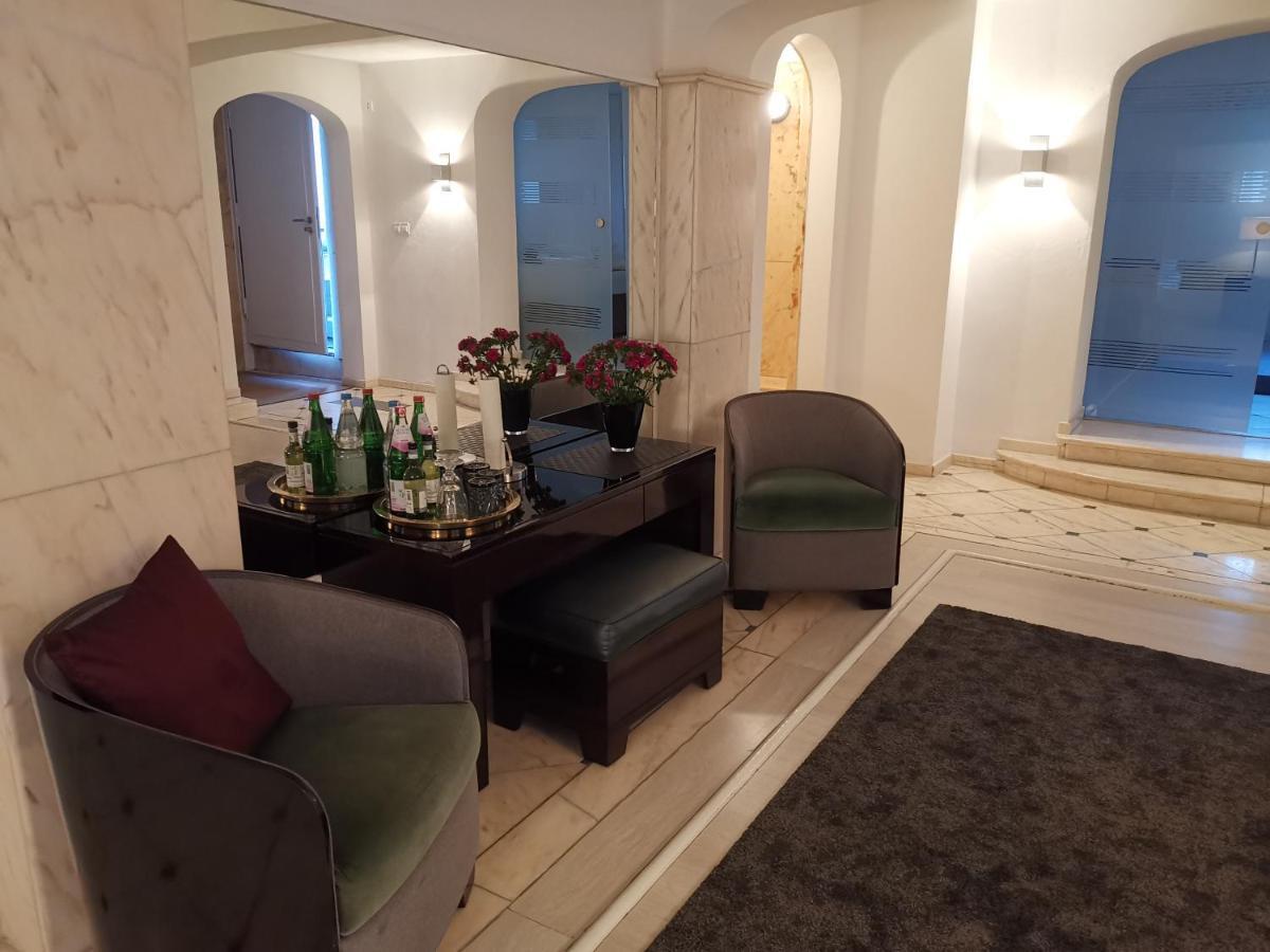 Wellness Appartement Дюселдорф Екстериор снимка