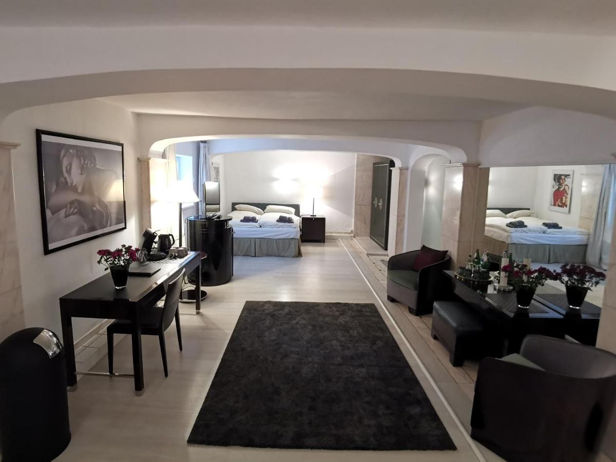 Wellness Appartement Дюселдорф Екстериор снимка